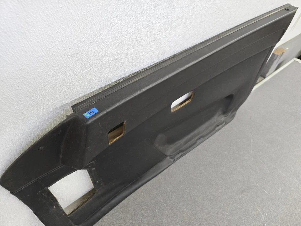 USED ORIGINAL PORSCHE 924 924S 944 PASSENGERS DOOR PANEL BLACK #16 - Изображение 4 из 4