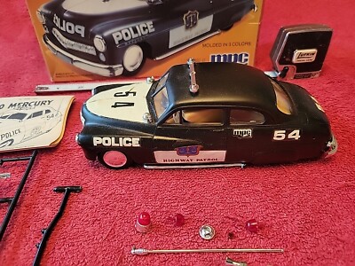 mpc POLICE PATROL CAR ポリスパトロールカー 1/25 MPC '40 MERCURY POLICE PATROL CAR  SUPER 'SNAP' MODEL KIT