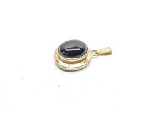 9ct Gold Onyx Pendant Hallmarked Yellow Gold with gift box