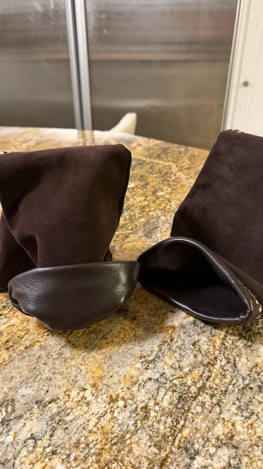 Preciosas botas Gucci auténticas de gamuza chocolate talla 38 US8.Alta calidad, atemporales  Foto 2 de 4