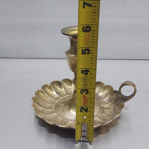 Vtg Brass Candlestick Holder Scalloped Edge W/Finger Loop - Picture 11 of 14