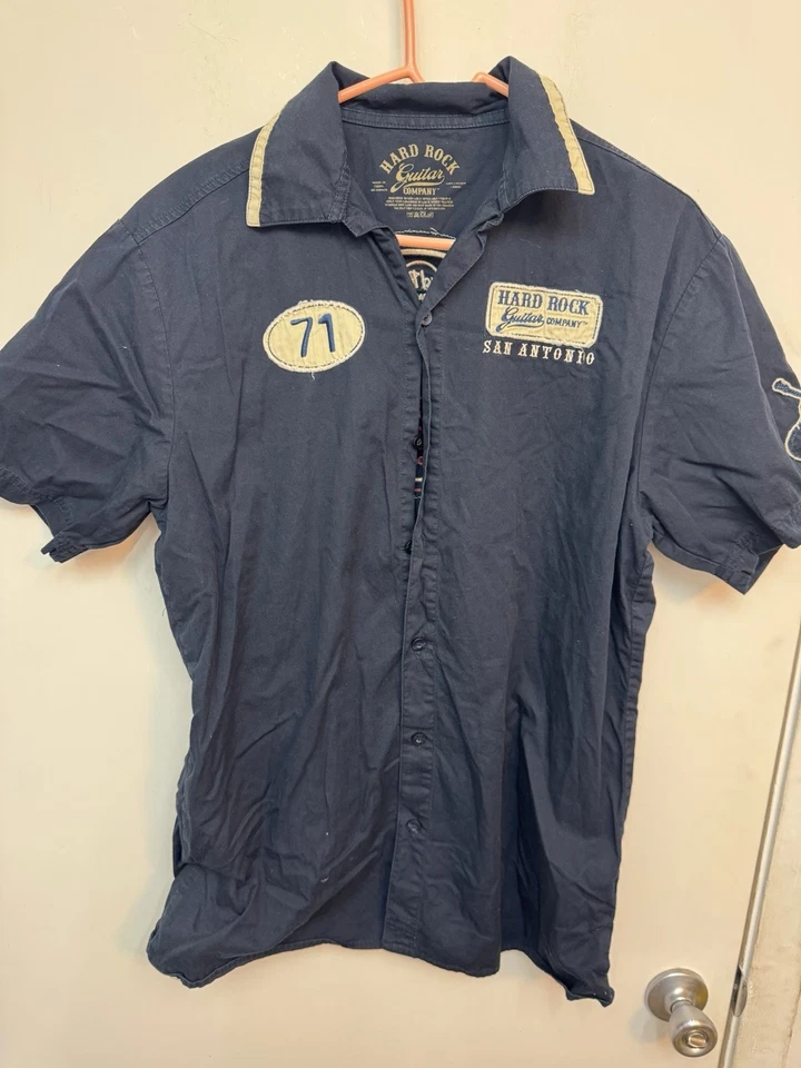 Camisa de guitarra Hard Rock para hombre grande azul marino abotonada manga corta parche San Antonio Foto 2 de 4
