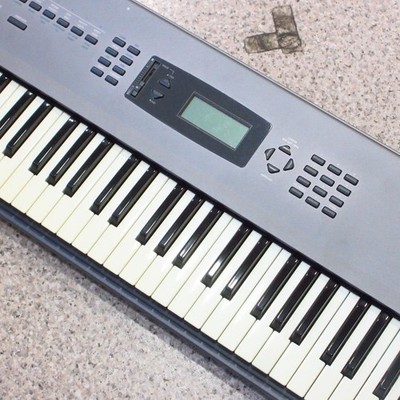 KORG N264 Keyboard Synthesizer 76-key PCM Synthesis Main Unit Used