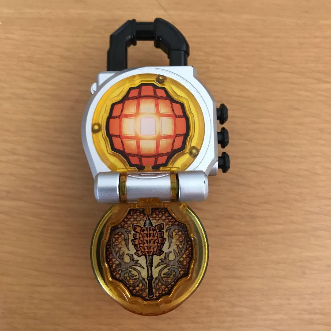 Kamen Rider Gaim DX Mango Lock Seed L.S.-11 Masked Henshin BANDAI