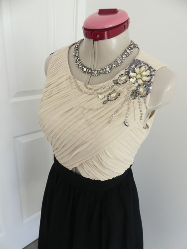 LITTLE MISTRESS Cream Black DRESS Size UK 12 Aus 14 NWT Cocktail Party Old Money - Picture 5 of 8