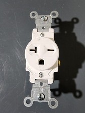LEVITON Receptacle: Single, White, 6-20R, 20 A, 250V AC, 2 Pole / 3 Wire