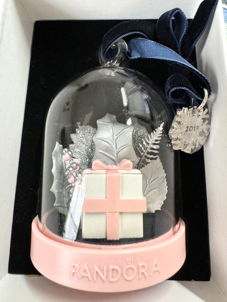 PANDORA limited edition 2019 HOLIDAY Christmas Tree ORNAMENT +