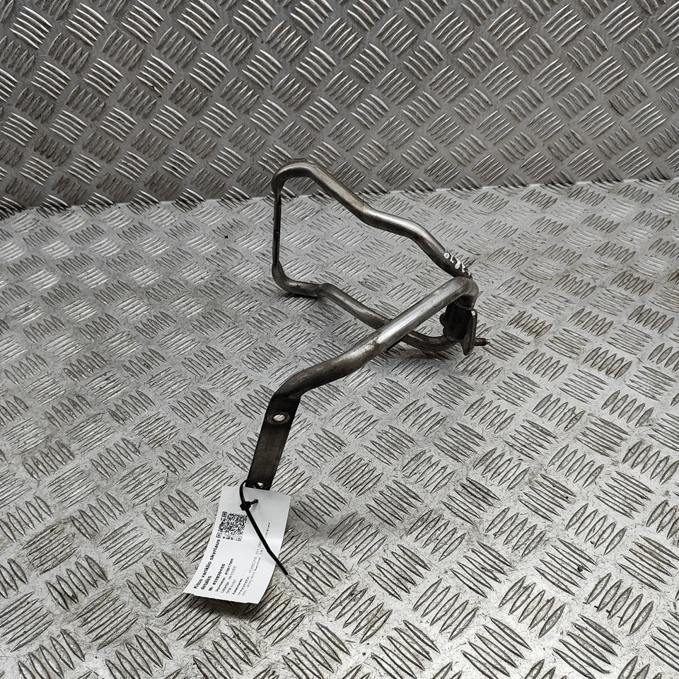 Soporte escape izquierdo PORSCHE 911 991 991147103 3,8 gasolina 294 kW 2015 32820155 Foto 4 de 4