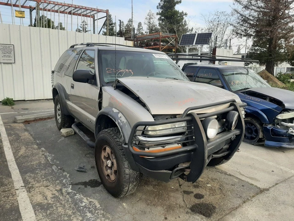 2000-2002 CHEVROLET BLAZER 2 DOOR Wheel 15x7 Aluminum OPT PA3 5 Spoke 12487569 - Image 3 of 4