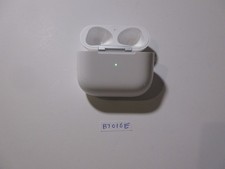 Original Apple Airpods 3rd gen Wireless Charging Case