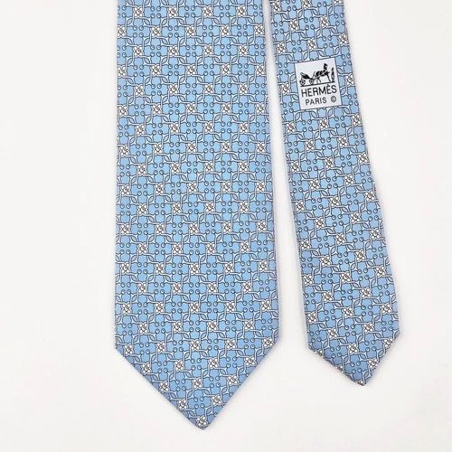 HERMES TIE 605936 TA Spur & Floral on Sky Blue Silk Necktie