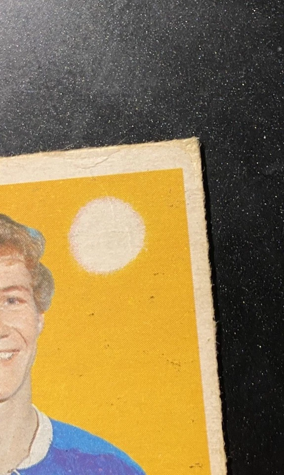 1970-71 O-Pee-Chee Darryl Sittler RC #218 Toronto Maple Leafs 🔥 - Image 3 of 4