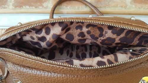 A Beautiful Dolce & Gabana (Miss Camp) Ladies Brown Handbag. - Picture 5 of 6