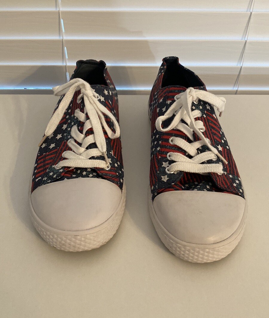 Airwalk Women's American Flag Sneakers Sz 11 Red Blue Patriotic