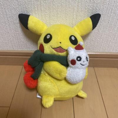 Pokemon Center Christmas 2008 Limited Pikachu With Pokedaruma