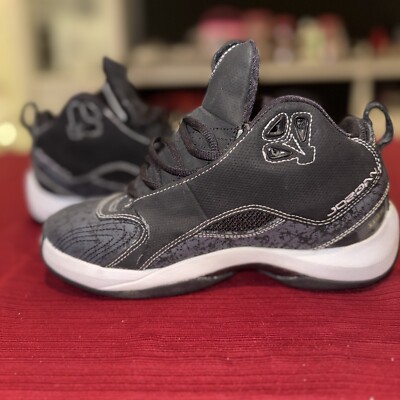 Jordan Dentro Kids Size 4Y