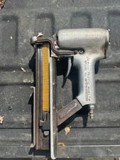Senco-Matic Model PW Roofing Stapler Tool Pneumatic Staple Gun