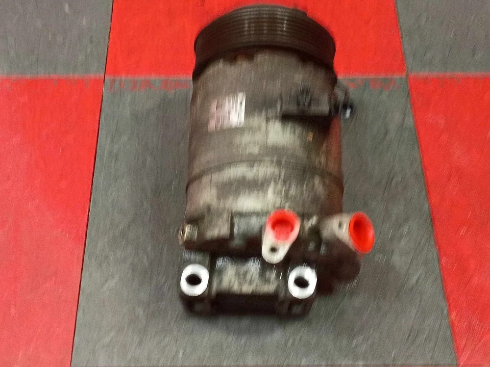 Compressor de ar condicionado 2013-2014 Nissan Pathfinder 3.5 6 cilindros CA #926001JA1A - Imagem 4 de 4