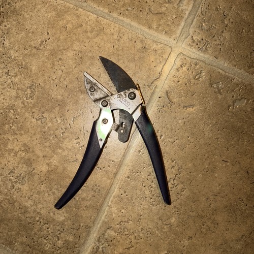 Cutco Pruner- Shears-Ratchet Style- Made In USA-in KK