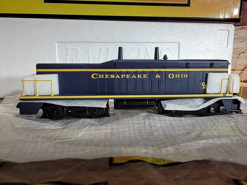 Railking O Gauge Chesapeake and Ohio Switcher Calf - Image 2 of 4