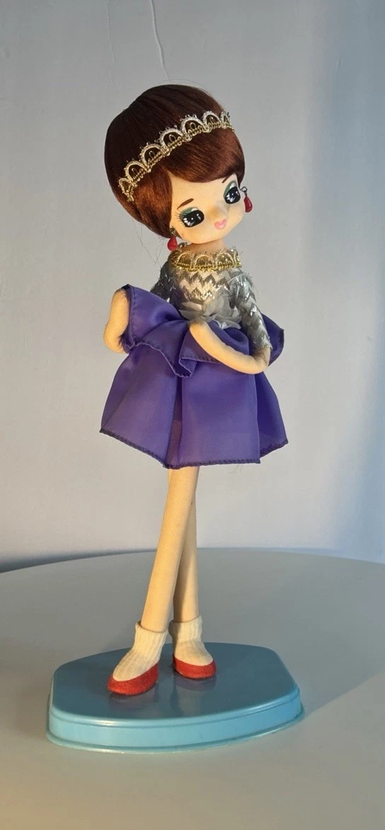 Preços baixos em Boneca de Olho Grande | eBay