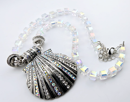Kirks Folly Scallop Shell By The Sea Enhancer AST & Crystal Ice Cube Necklace - Picture 3 of 10