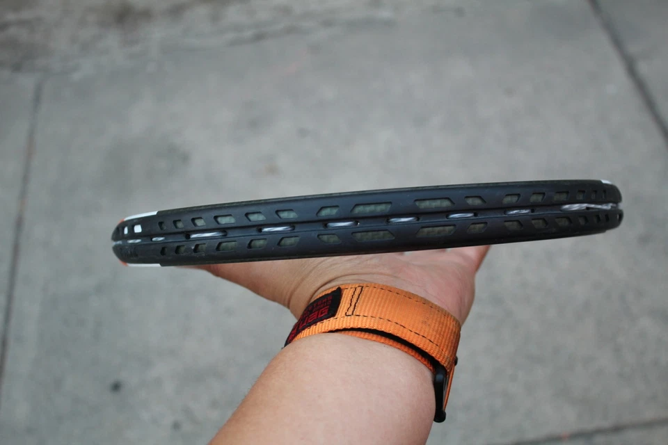 Raqueta de tenis PACIFIC Basalt X Force Lite con agarre Fischer Tech de 4 1/4" Foto 3 de 4