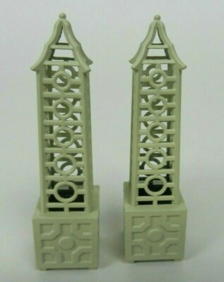 Dept 56 Seasons Bay Lattice Obelisk Village Accessories Set of 2 #53376 In Box 