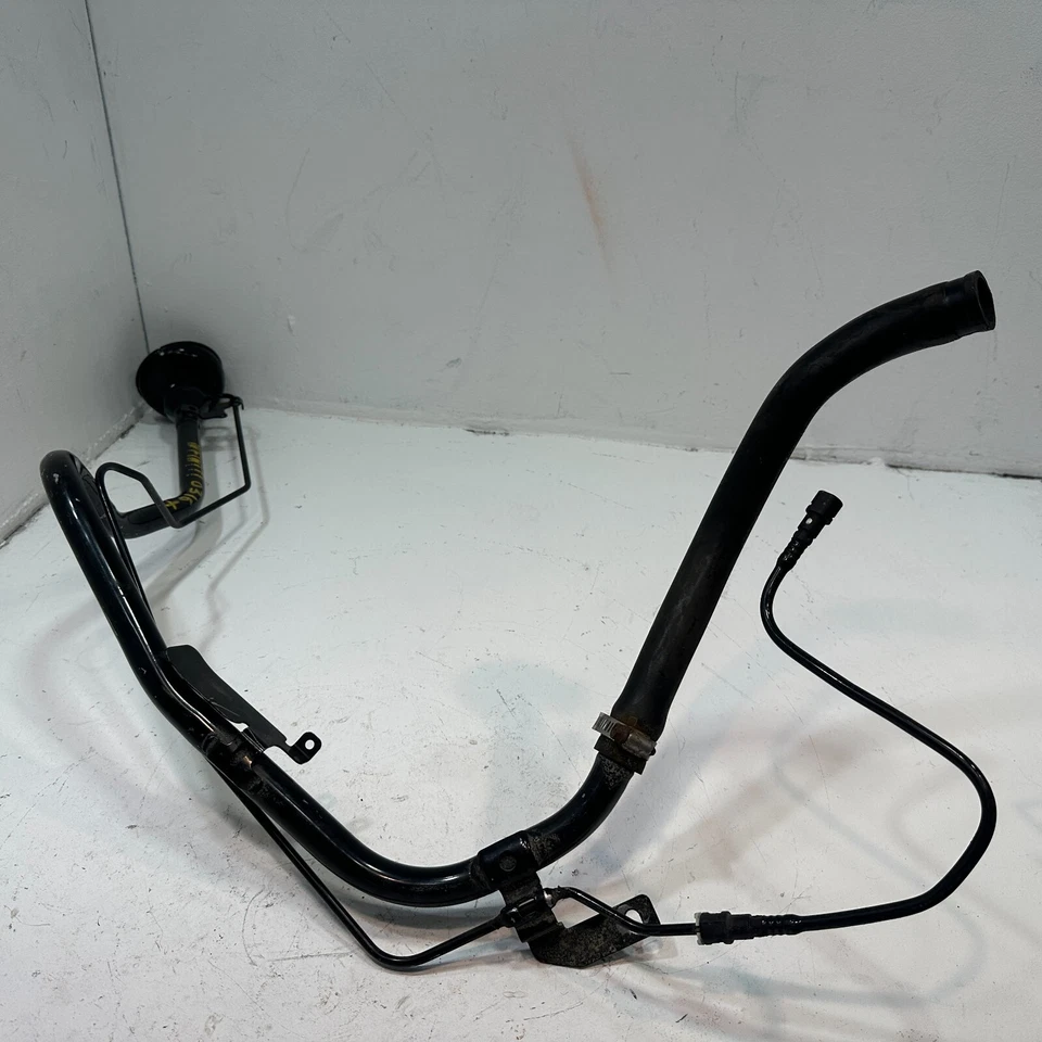 2011-2013 Infiniti FX50 Gasoline Fuel Tank Filler Neck Pipe Line Tube Hose OEM - Imagem 3 de 4