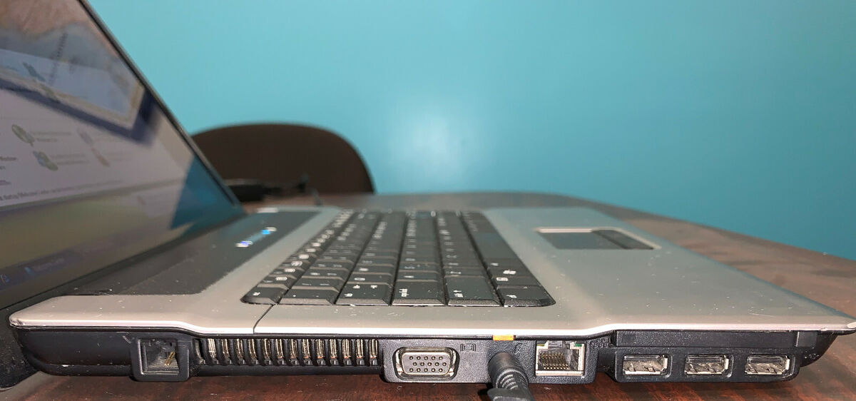 HP Compaq 6720S 15.4 in. (120GB, Intel Core2Duo 1.6Ghz, 2GB HP Compaq 6720S 15.4 in. (120GB, Intel Core2Duo 1.6Ghz, 2GB