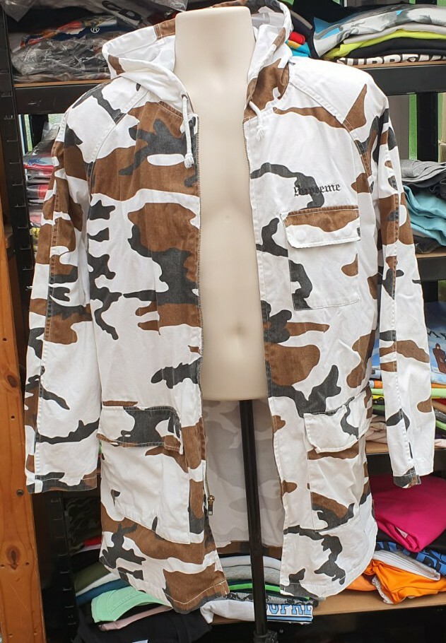 FW16 Supreme Twill Zip Up camo Parka size M medium white Rare Jacket  thumbnail 10