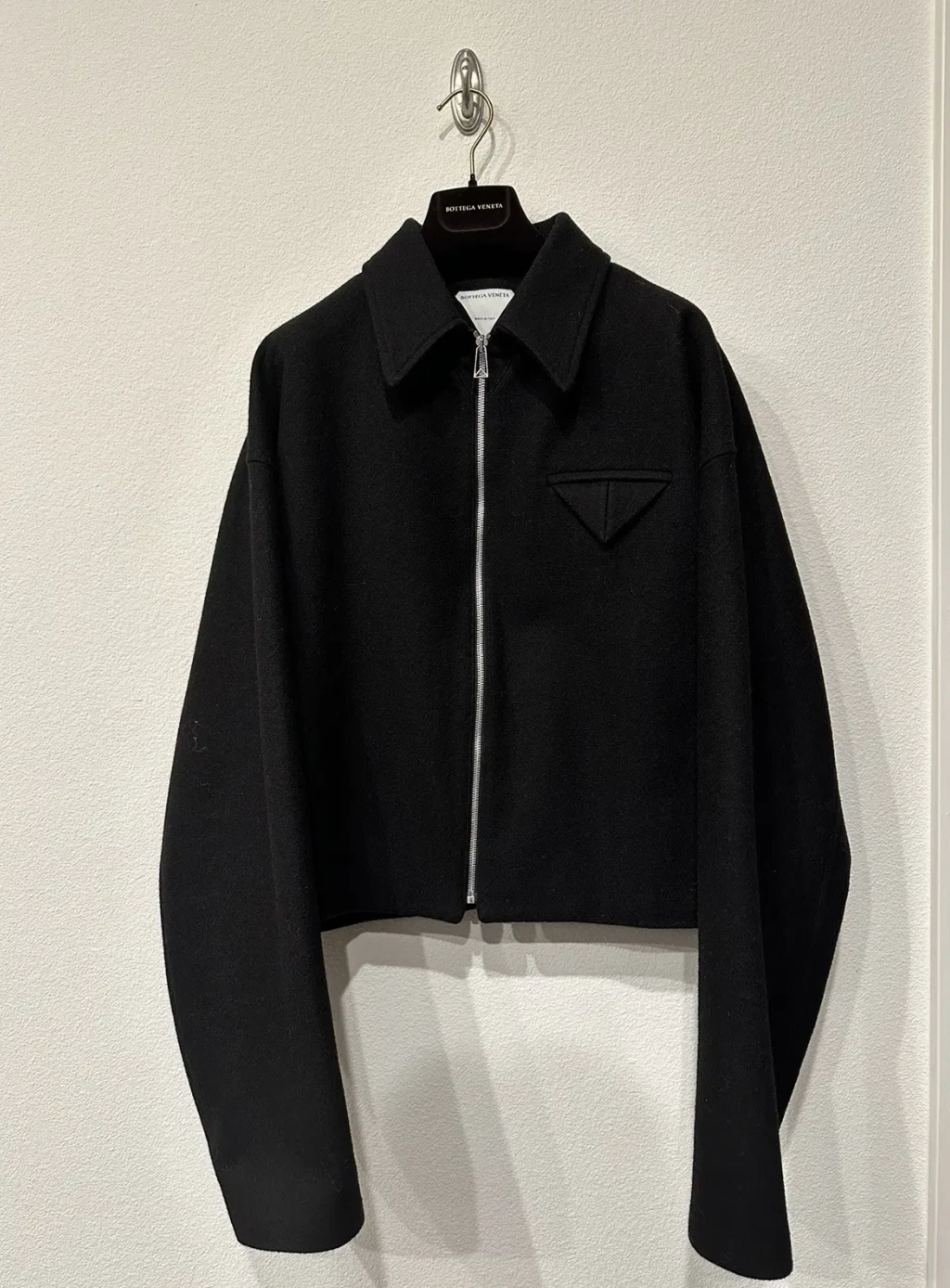 BOTTEGA VENETA Giacca Bottega Venetia nera in feltro con tasca triangolare taglia M