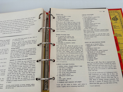 Vintage 1973 Betty Crocker's Cookbook 5 Ring Binder 19th Print 1 Ring Wont Close - Picture 8 of 10