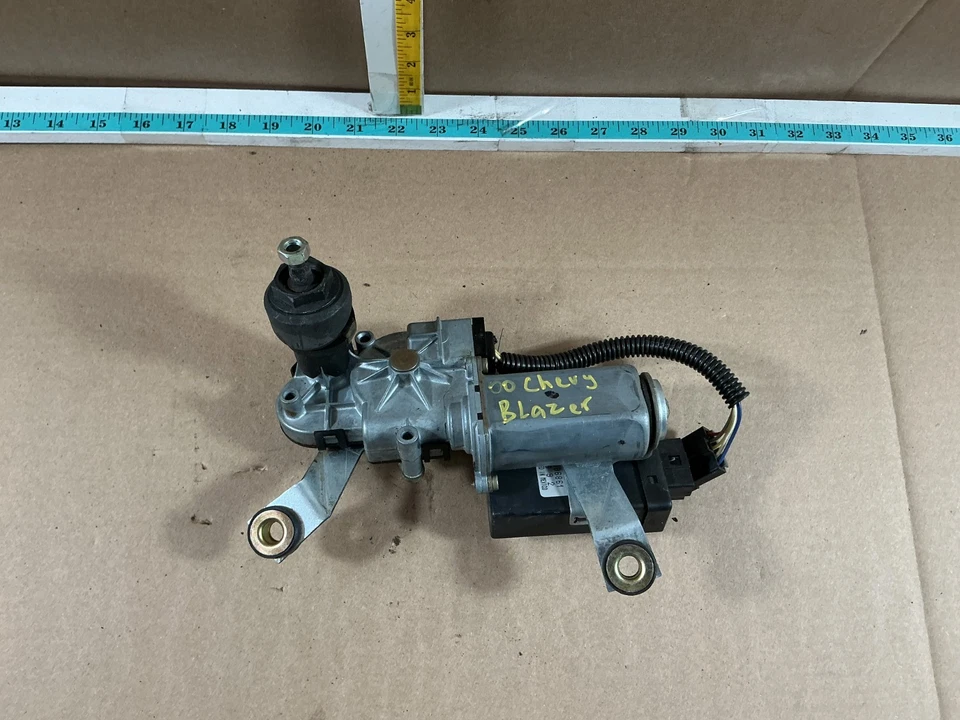 Motor limpador traseiro Chevrolet Blazer 1995-2005 15725407 - Imagem 2 de 4