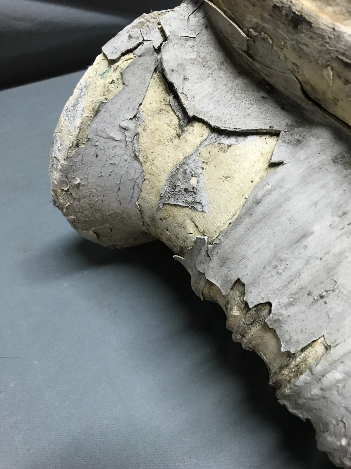 1 Antique VTG Neoclassical Plaster Column Capital Architectural Salvage 1391-25B