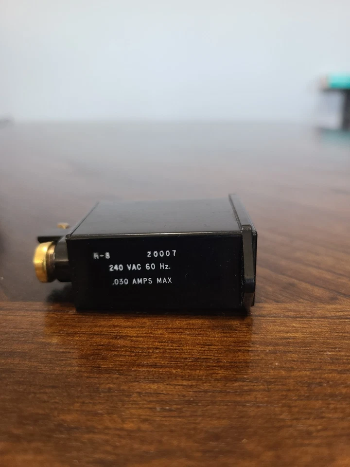 HOBBS STEWART WARNER LR 42455 Hour Meter 240Vac - Image 2 of 4