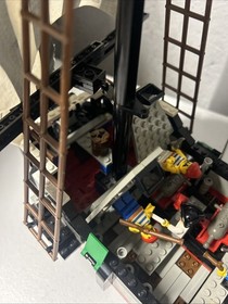 Lego 6286 Skull&rsquo;s Eye Schooner With Instructions 99% Complete