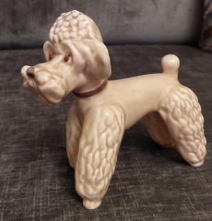 Sylvac Standing Poodle dog Model Number 3110