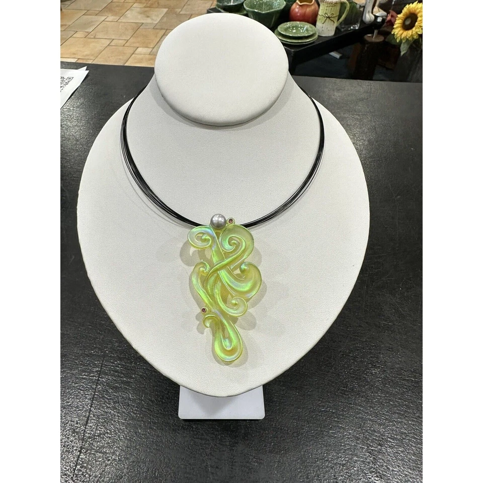 Happiness Paté De Verre Colgante de Vidrio Perla Rubíes Set 14K por Gregory Burgard LE Foto 2 de 4