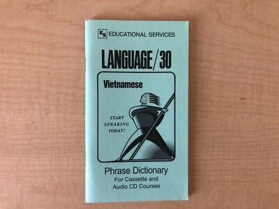 Vietnamese Phrase Book / Dictionary - Pocket Size - by Language/30 