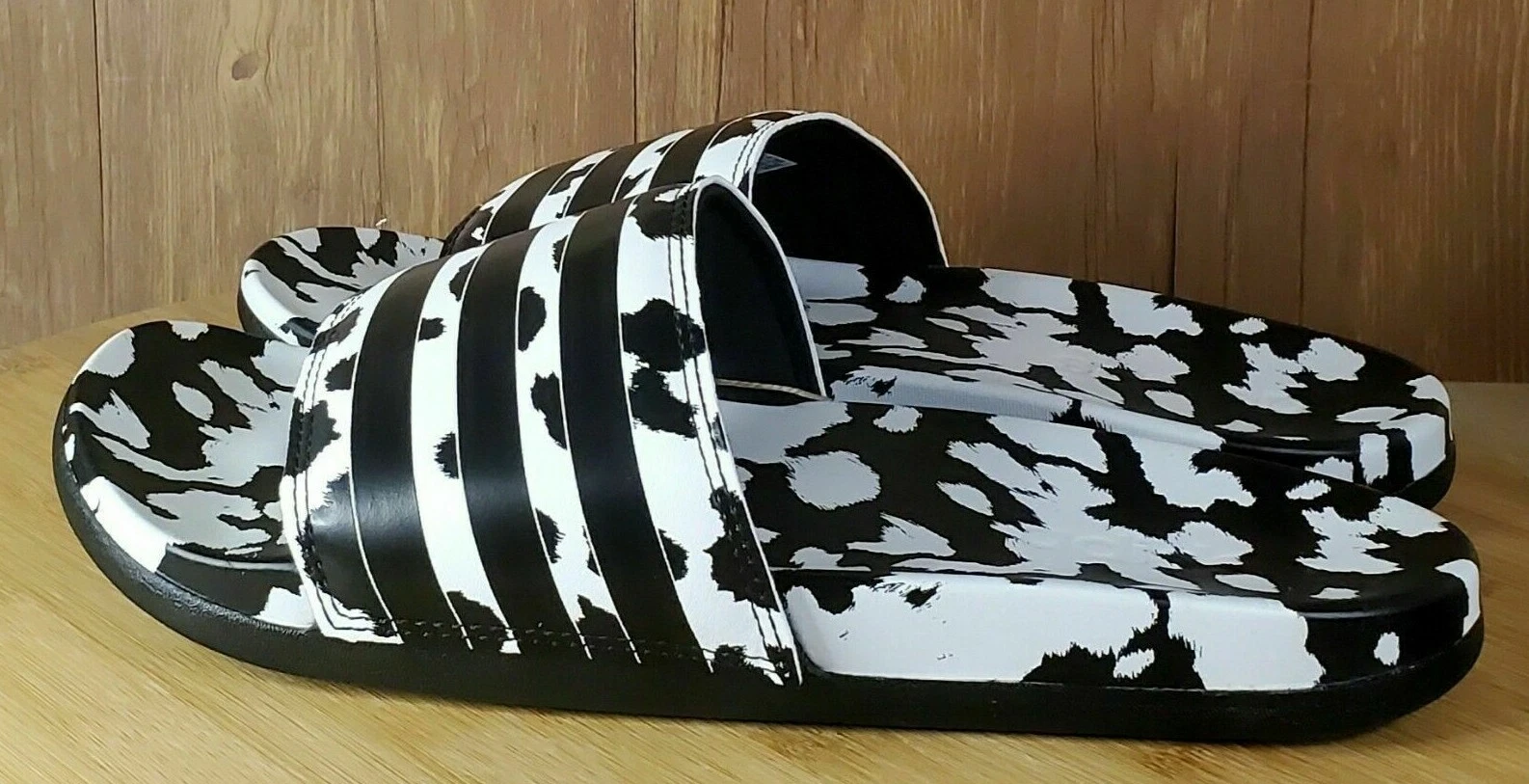 Sandali donna Adidas Adilette comodi mucca slides nero bianco GW8231 taglia 8