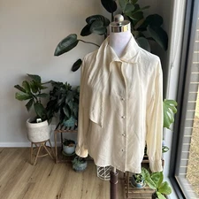 M.A. Dainty Shirt  SILK Long Sleeve Size 10 Exquisite Details Collar Sleeves