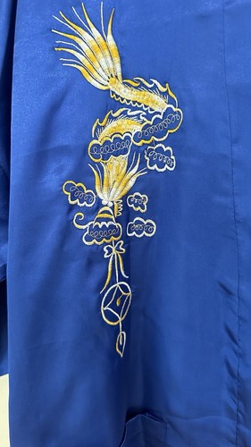 Accappatoio kimono lungo in raso blu Zhong Sang con ricamo taglia XXL - Foto 11 di 18