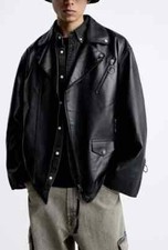 Giacca da motociclista Zara oversize in pelle di pecora nuova con etichetta $229 M