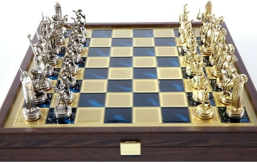Set scacchi mitologia greca - pedine in ottone nichel - cassa in legno blu tavola - Foto 5 di 5