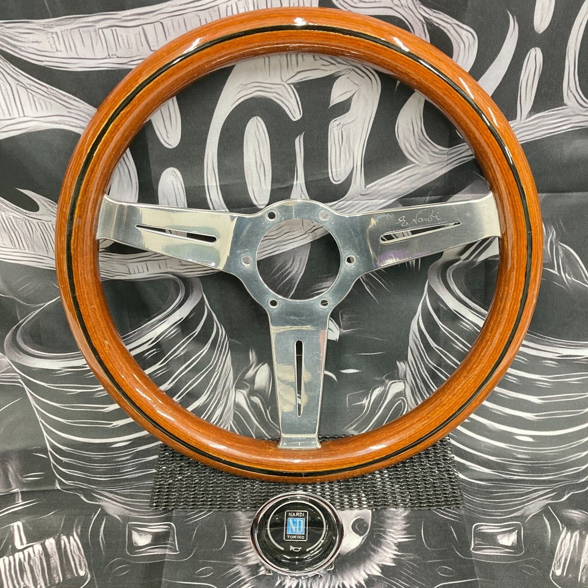 Nardi wood ハンドル NARDI Classic Wood Steering Wheel 36.5cm F/S Ships from