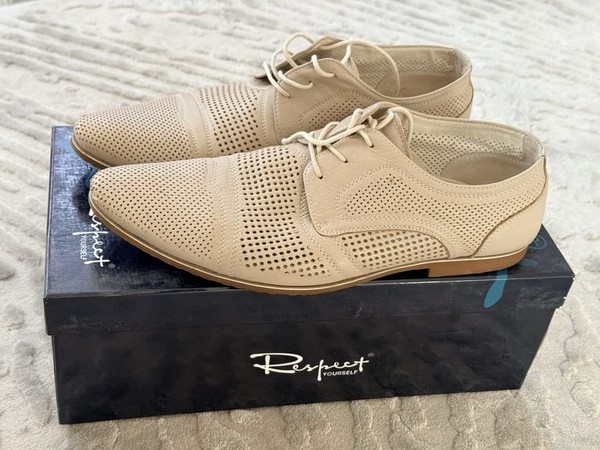 Men Respect Heels Beige Leather 41