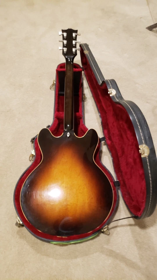 Gibson ES 335 CRR 1980. Tobacco Sunburst, en absolutamente excelente estado. Foto 2 de 4