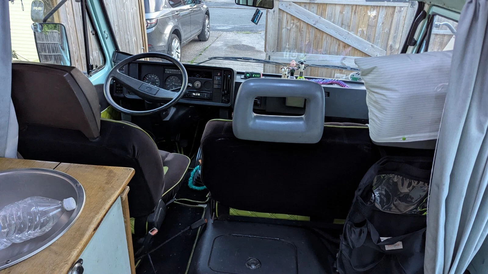 Picture 11 of 24