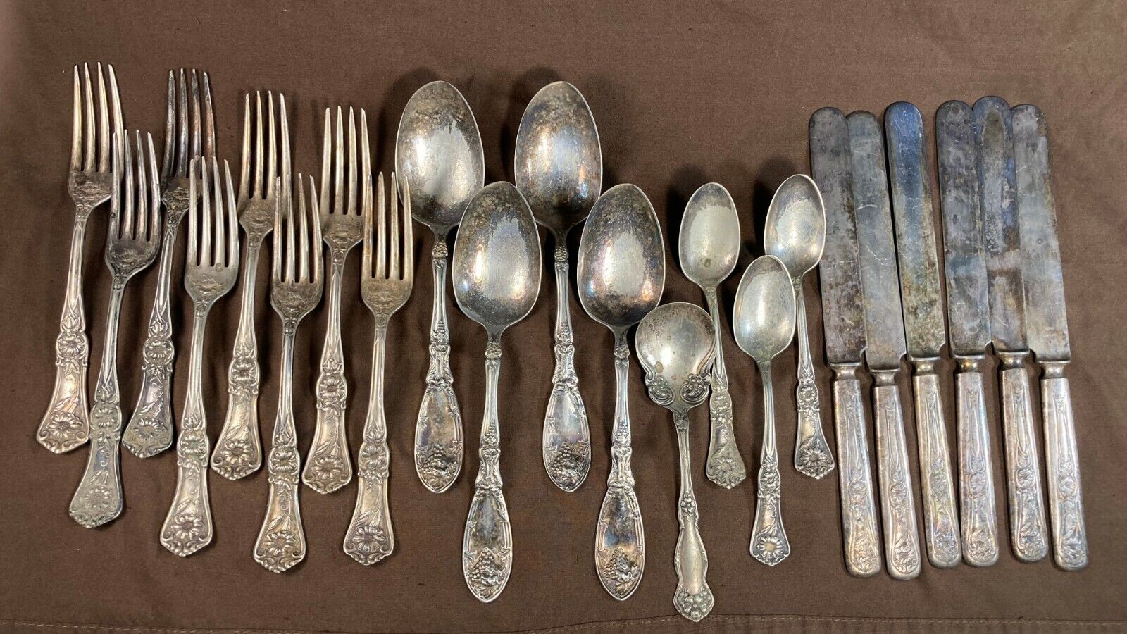 Lot of 1881 Rogers A1 Silverware Flatware Silver Plate Spoons Forks Knives